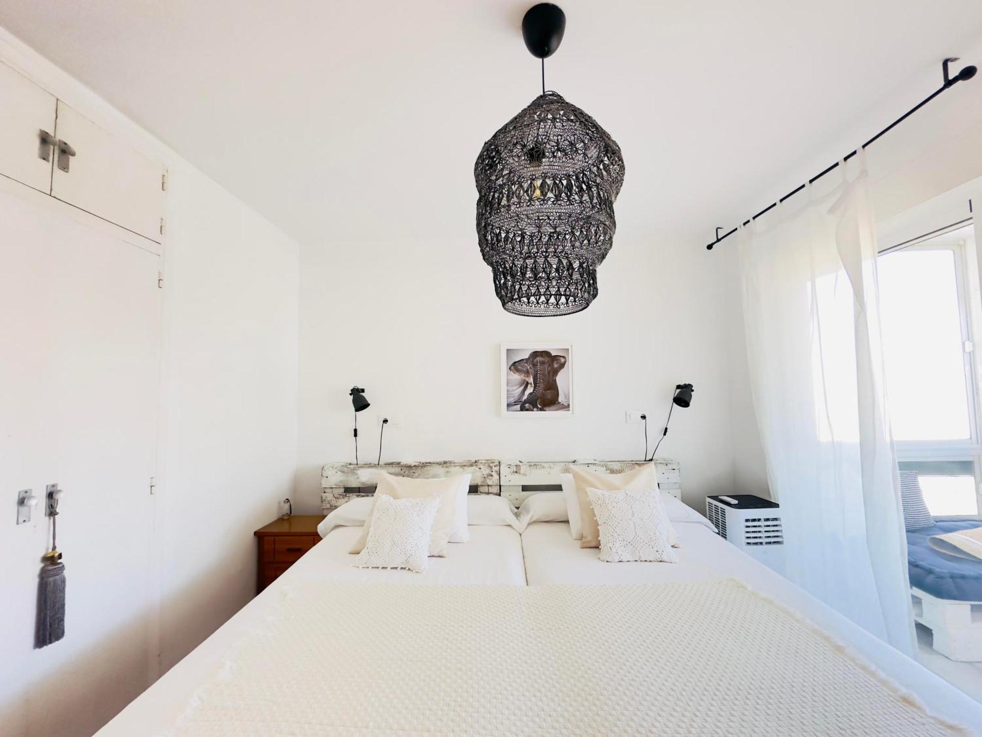 Charming & Cosy Beach Apartment 토레몰리노스 외부 사진